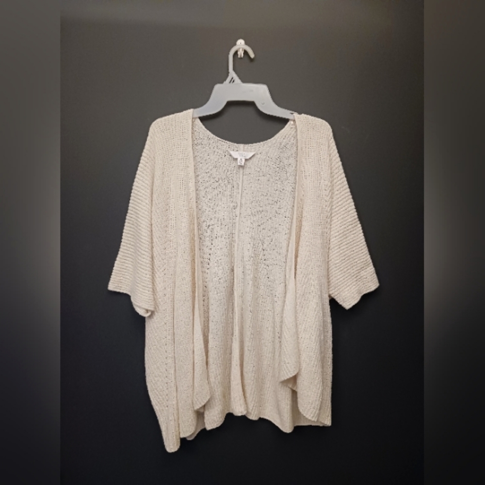 Time and Tru small white women's short sleeve open front top